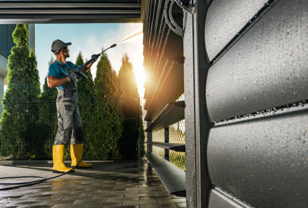 Best Roof Power Washing Services  in Cloverly, MD